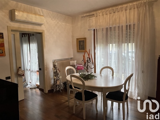 Sale Apartment 113 m² - 3 bedrooms - Civitanova Marche