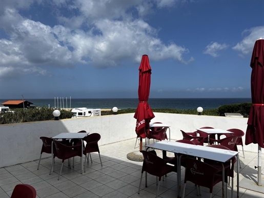 Restaurante, bar, 1.ª linha mar - junto à praia da Nazaré
