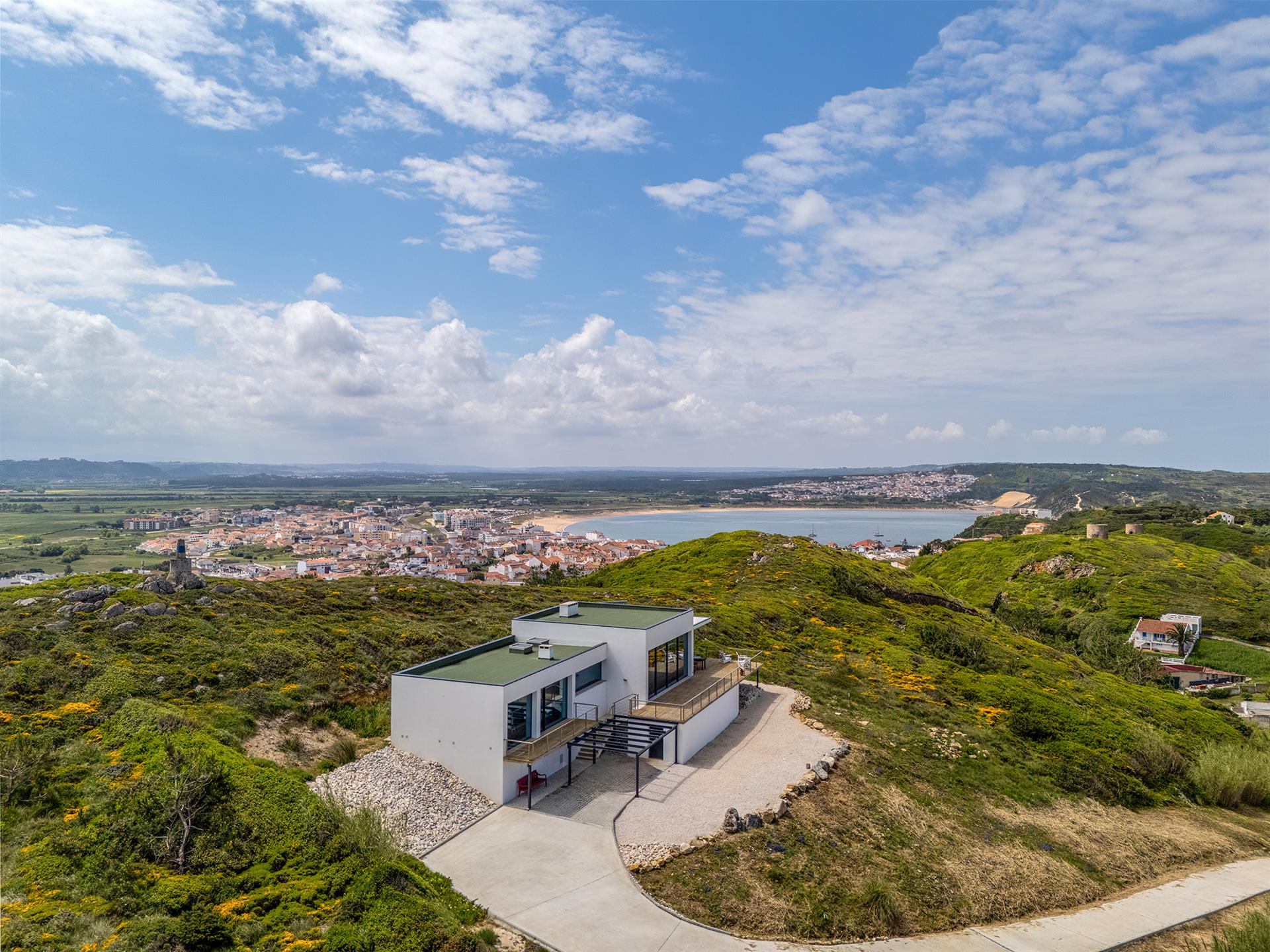 Stunning Modern Villa with Panoramic Views and Premium Finishes