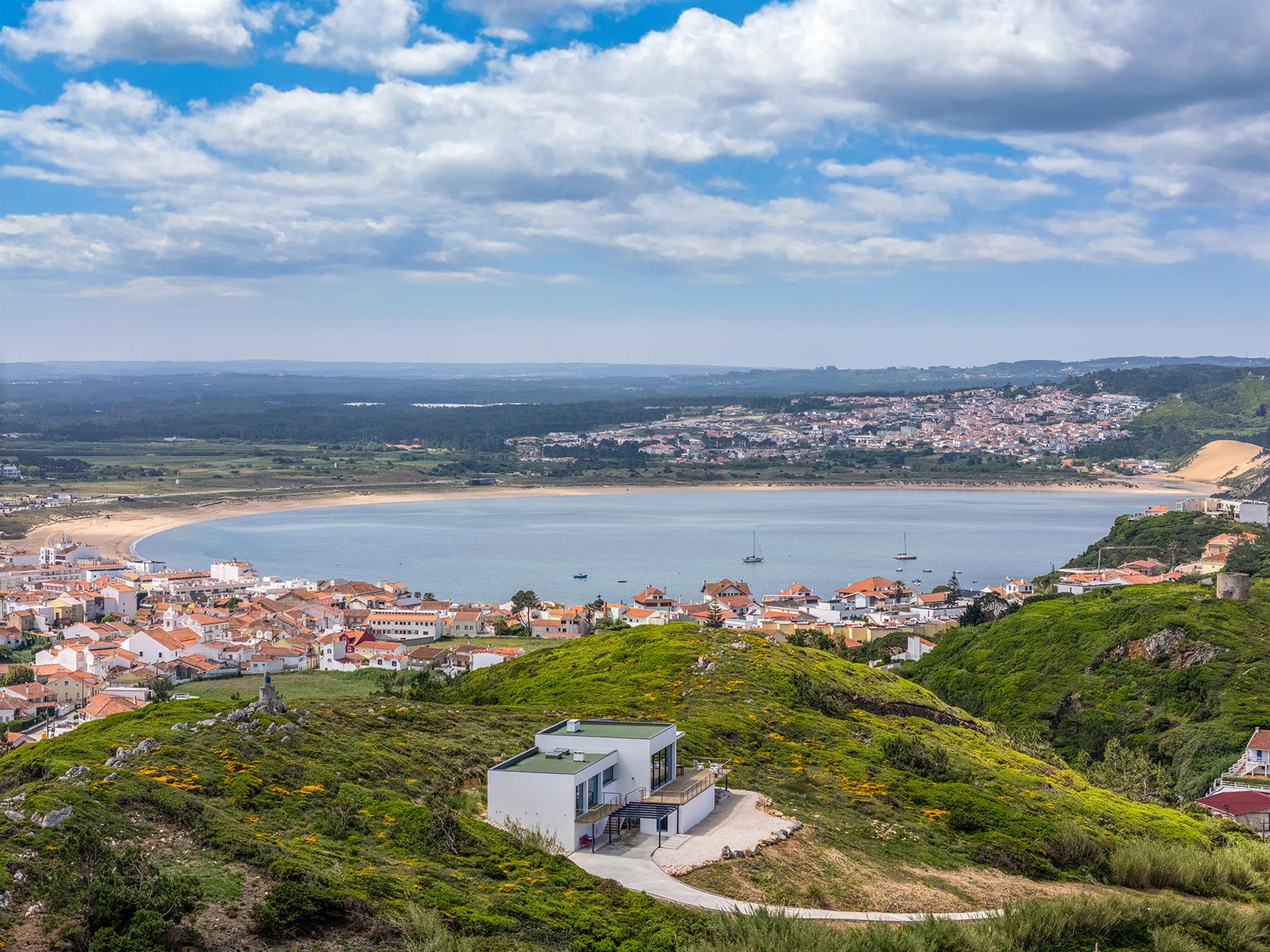 Stunning Modern Villa with Panoramic Views and Premium Finishes