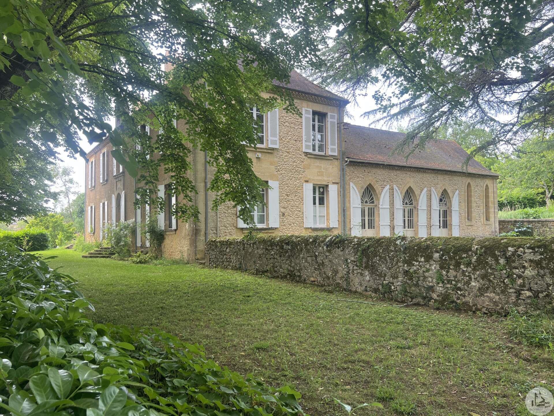 Historical demeure- Old convent - Bergerac