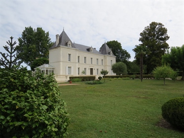Wunderschönes XIXo Herrenhaus in perfektem Zustand zwischen Charente und Dordogne