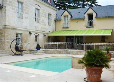 19Th century chateau with swimming pool on closed ground 3615 m2