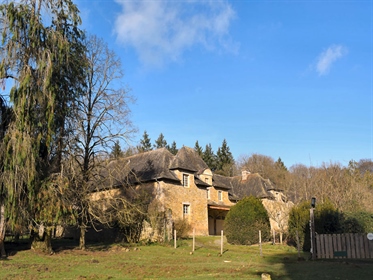 14Th-16Th listed château on 16ha of park, wood and pond