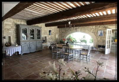 Beautiful stone house on 5600m2 with swimming pool and jacuzzi