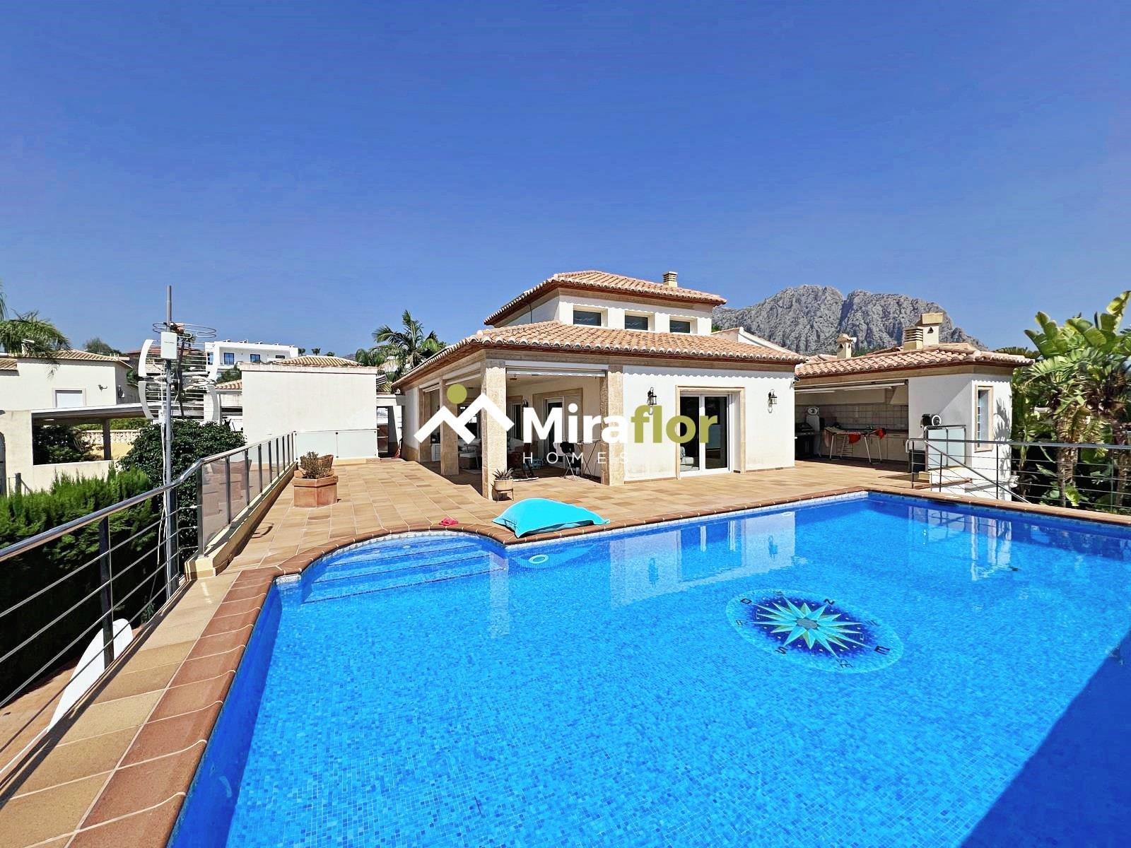 Purchase: House (03778)