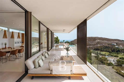 Prächtige Moderne Villa Mit Panoramablick Im Marbella Club Golf Resort,