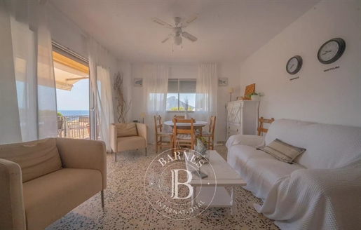 Hermoso Apartamento con Vista al Mar en Sant Elm