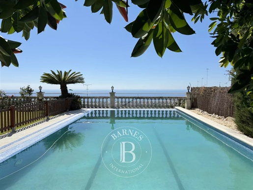 Cozy house of 500 square meters with exceptional sea views, 30 minutes from Barcelona.