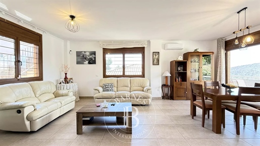 Advert picture
