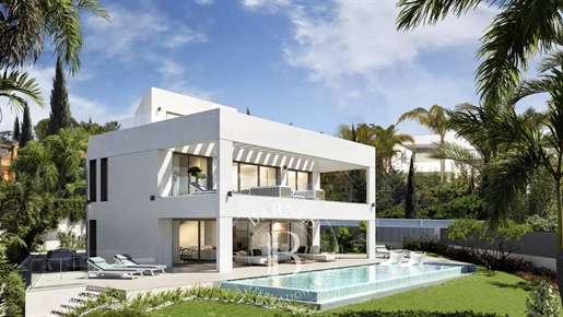 Nouvelle Villa Moderne À Guadalmina Baja