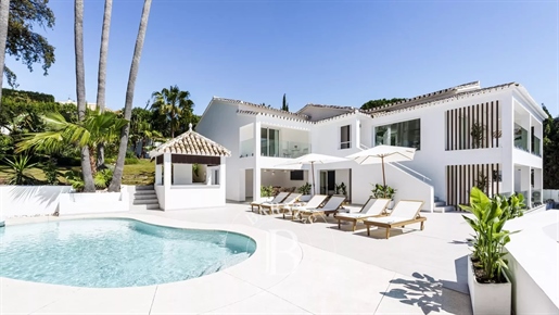 Sublime Villa Recientemente Reformada E Idealmente Ubicada En Marbella