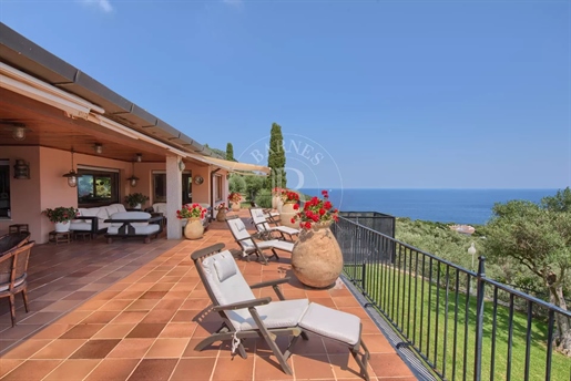 Exclusive villa in begur, costa brava, with panoramic views over aiguablava and south orientation.