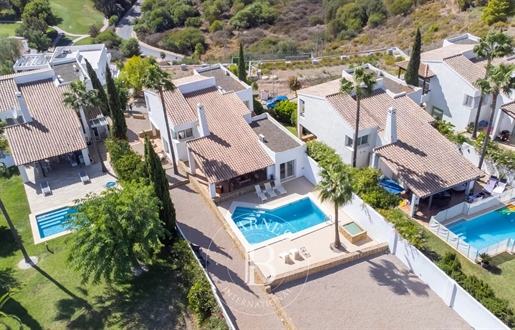 Magnificent Villa At The Foot Of The Golf Course In Benahavís