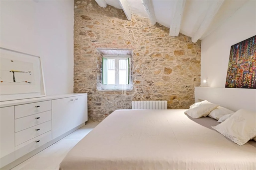 Maison en pierre parfaitement rénovée au cœur de l'Empordà, Costa Brava