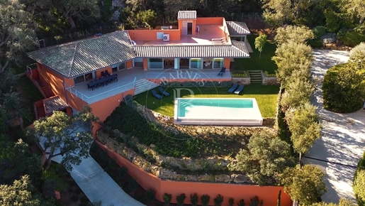 Élégance contemporaine : Villa de 7 chambres avec vue sur la mer d'Aiguablava à Begur