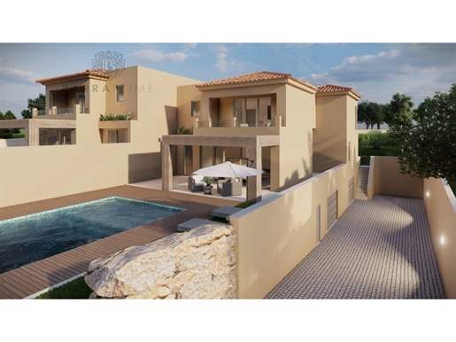 3 Bedroom Townhouse under construction in Loulé