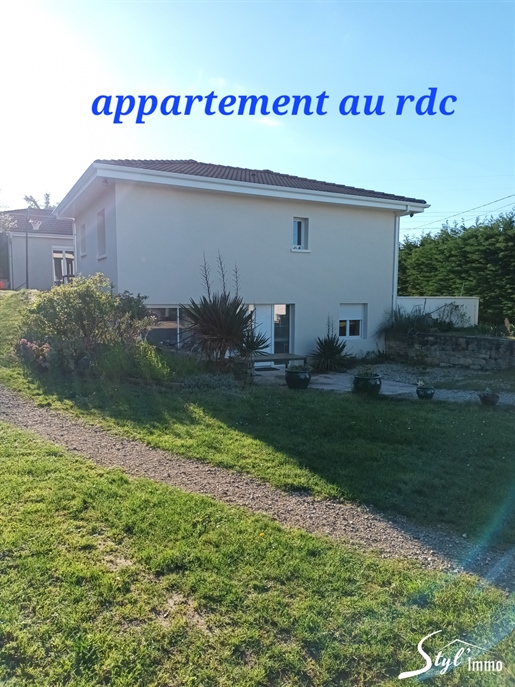 Property 2 apartments or large house on land 1200 m2