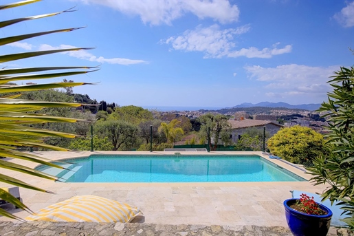 Villa with sea view - close to Cannes