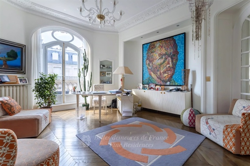 Parijs 16e arrondissement – Een elegant appartement met 4 slaapkamers