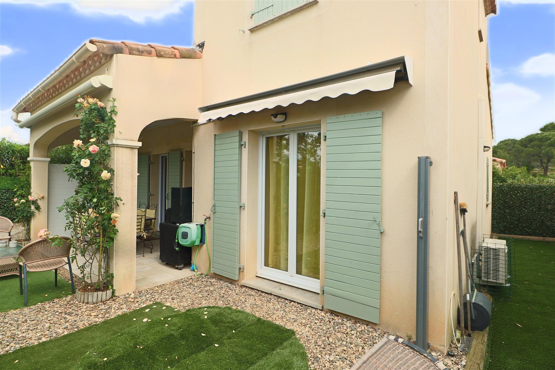 Renovated and equipped villa at Golf Saint Thomas, between Beziers and Pezenas
