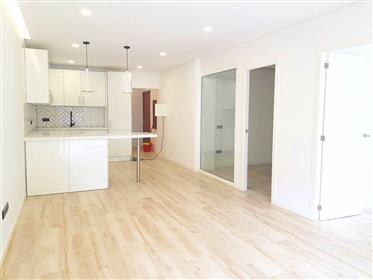 Algarve - Albufeira - Apartamento T0+1 para venda, totalmente remodelado
