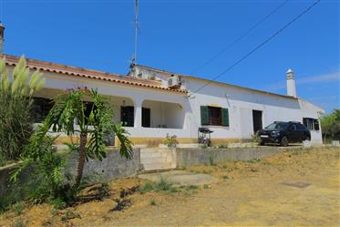 Algarve - Albufeira - Semi-detached Country House for sale, near Guia, set in a big plot of land