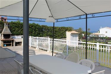 Algarve - Albufeira - Moradia T4+1 para venda, com piscina, a 250 metros da Praia da Galé