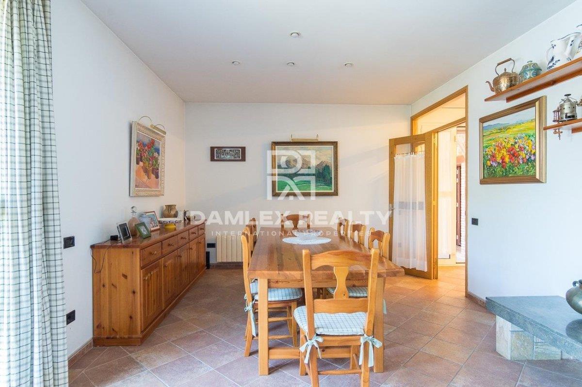 Purchase: House (17210)