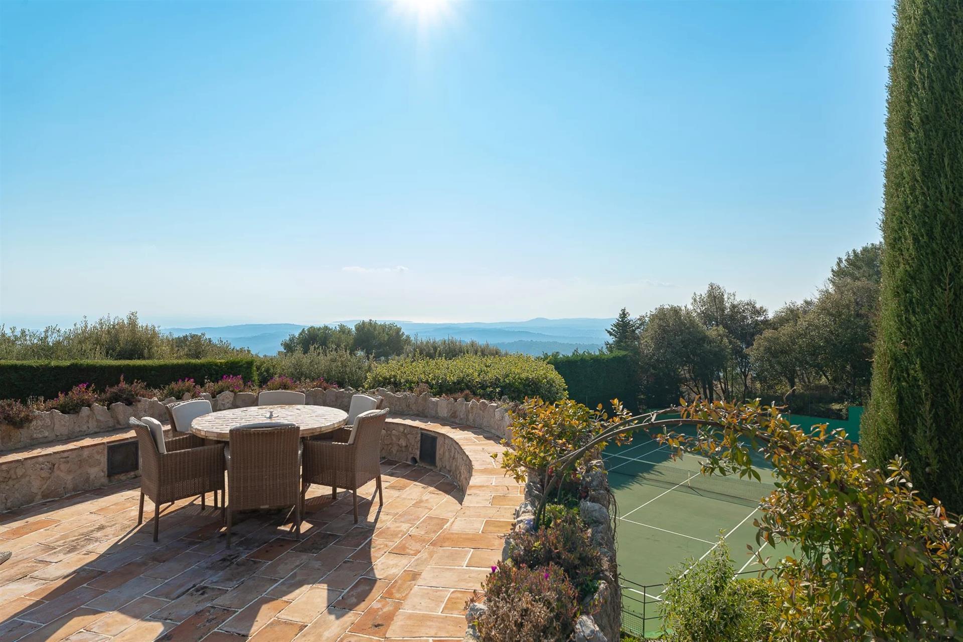 Charming Property with breathtaking view