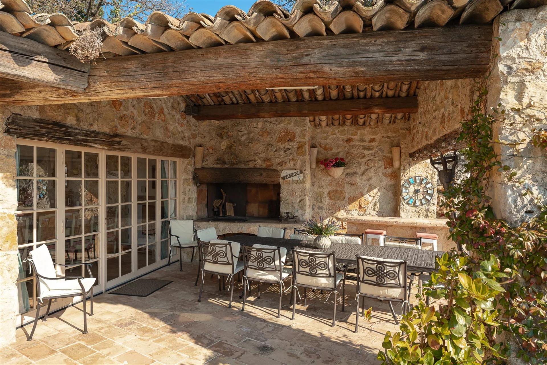 Charming Property with breathtaking view