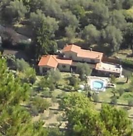 Villa med pool