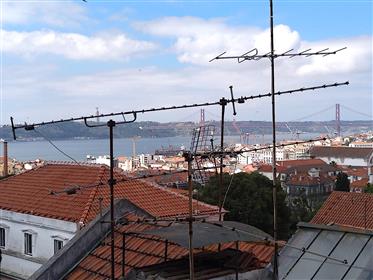 Si vous êtes intéressés à investir dans les propriétés au Portugal, nous pouvons sûrement vous aide