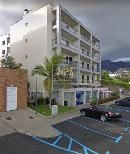 Dachgeschosswohnung T3 in Barreiros, Funchal