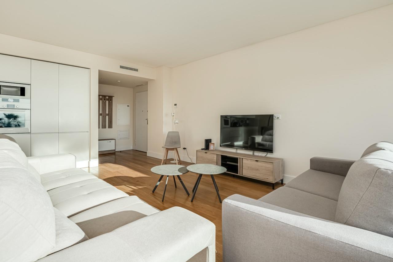 Three-Bedroom Flat With Scenic Views At Praia Do Sal