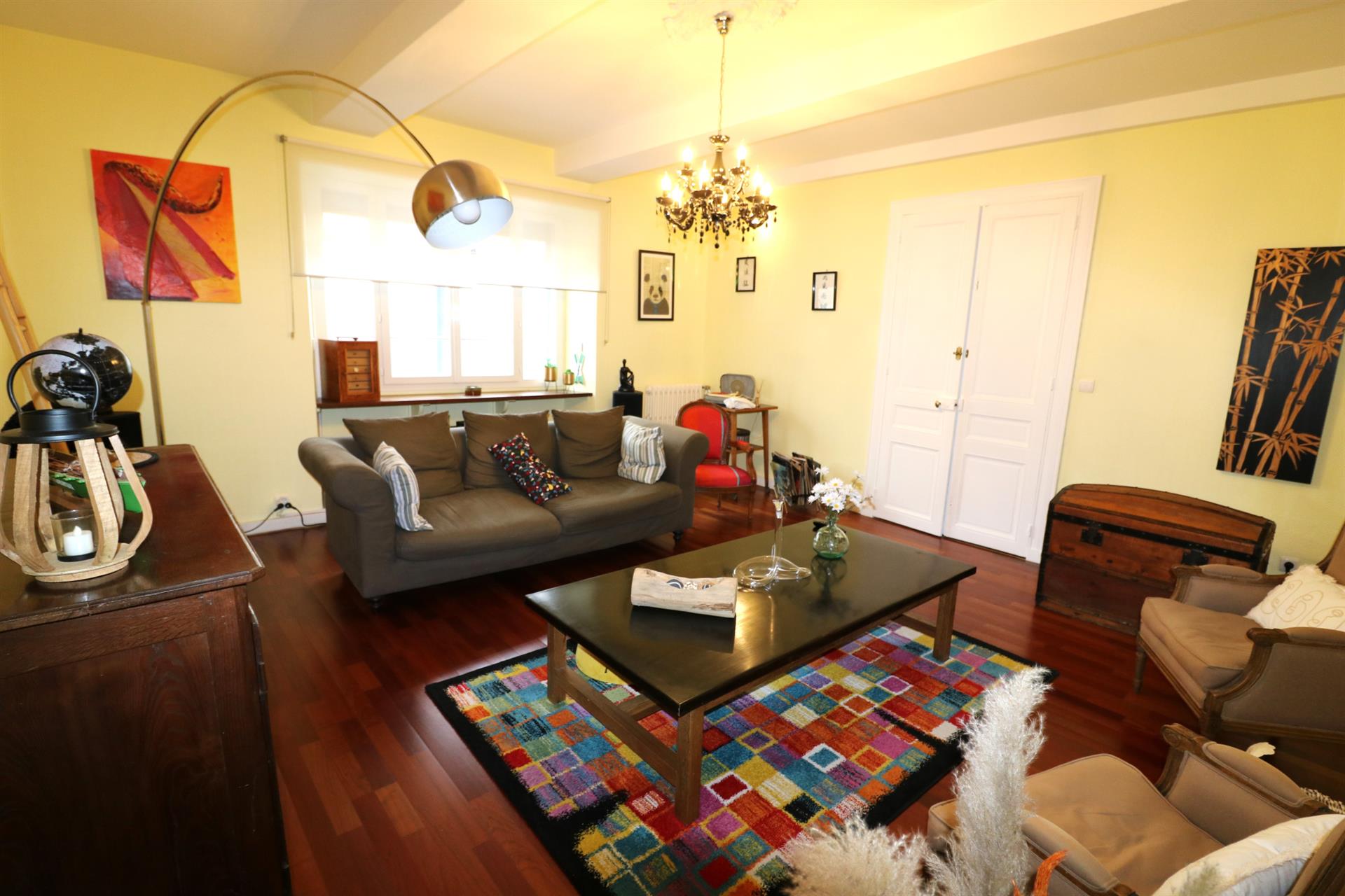 Exceptional Charming Residence in the City Center, landscaped garden, pretty outbuildings.