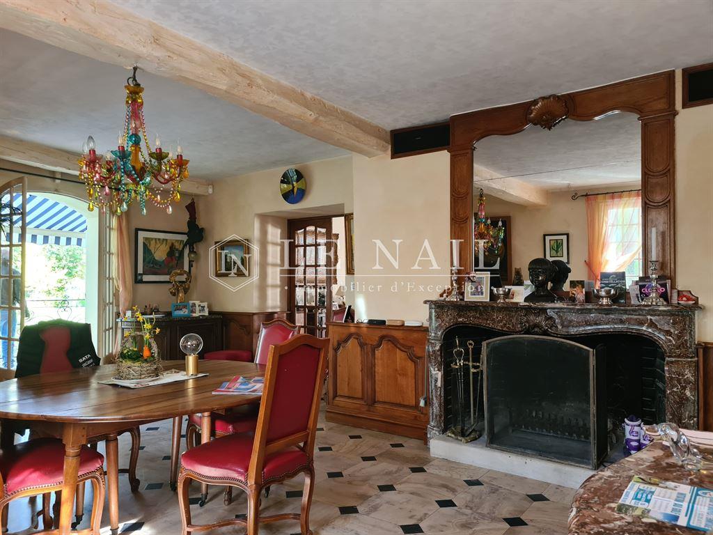 In the Aube region, Listes Chateau of Renaissance and 18th-C. Architecture, with several houses