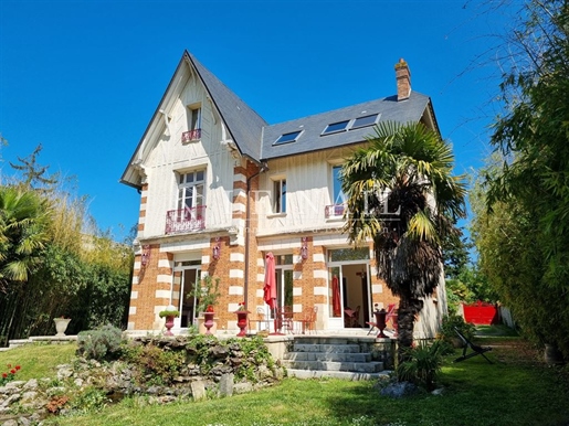Exceptional and rare french house overlooking the Loire river for sale in Orléans