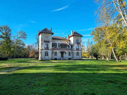 Beautiful Hunting And Leisure Estate In Sologne, 1H40 From Paris