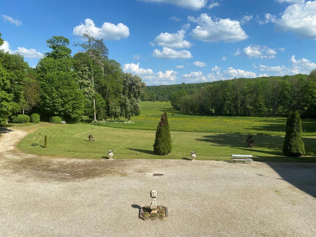Château Renaissance et du XVIIIe, forte empreinte historique Nap