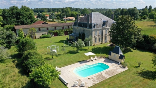 Agradável casa burguesa a 35 km de Bordéus.