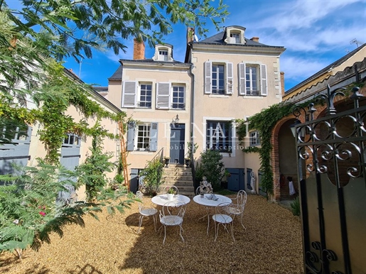 Pleasant mansion in a village in Sarthe department.