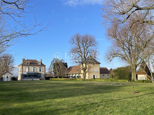 For sale, Mansion and its outbuildings