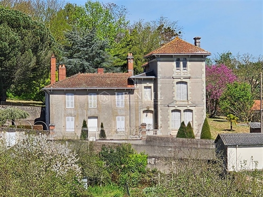 Maison De Maitre En Sud-Anjou, A Vendre