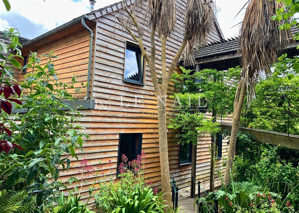 Close to the sea, bioclimatic house overlooking Paimpol (Brittany)