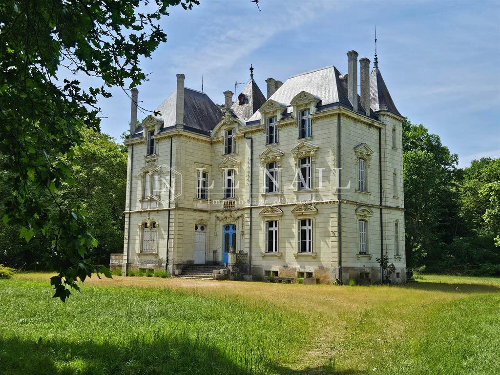 19 C. Chateau on a 25 acre wooded estate in Anjou