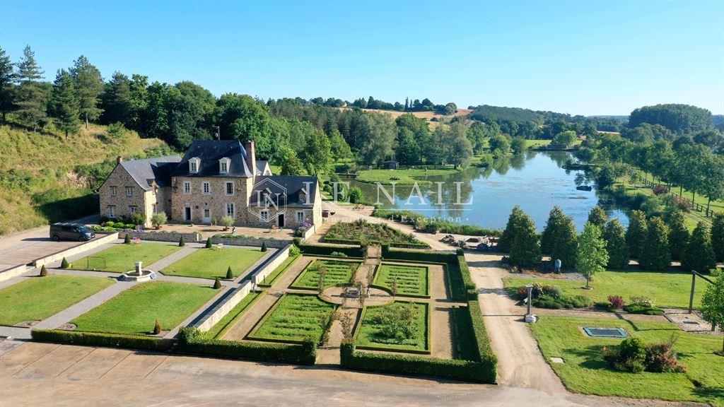 Magnificent french manor house for sale in Upper Loire Valley with large estate