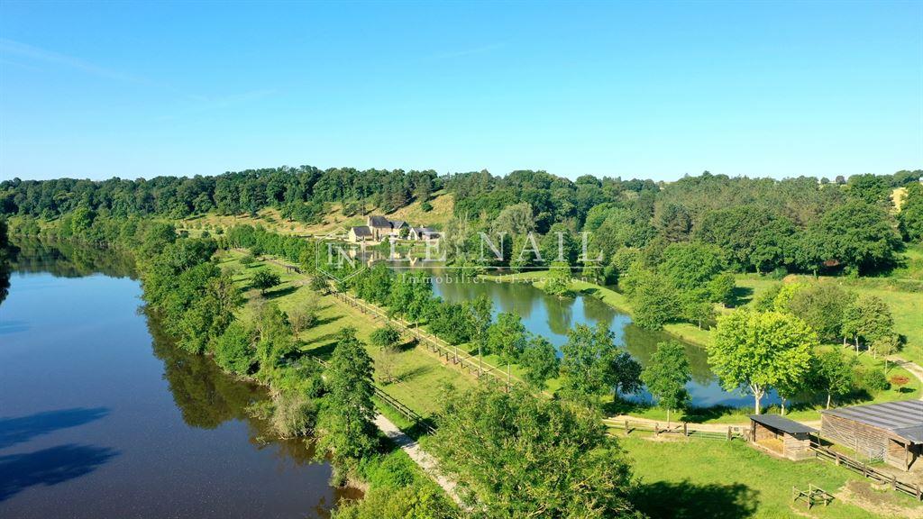 Magnificent french manor house for sale in Upper Loire Valley with large estate