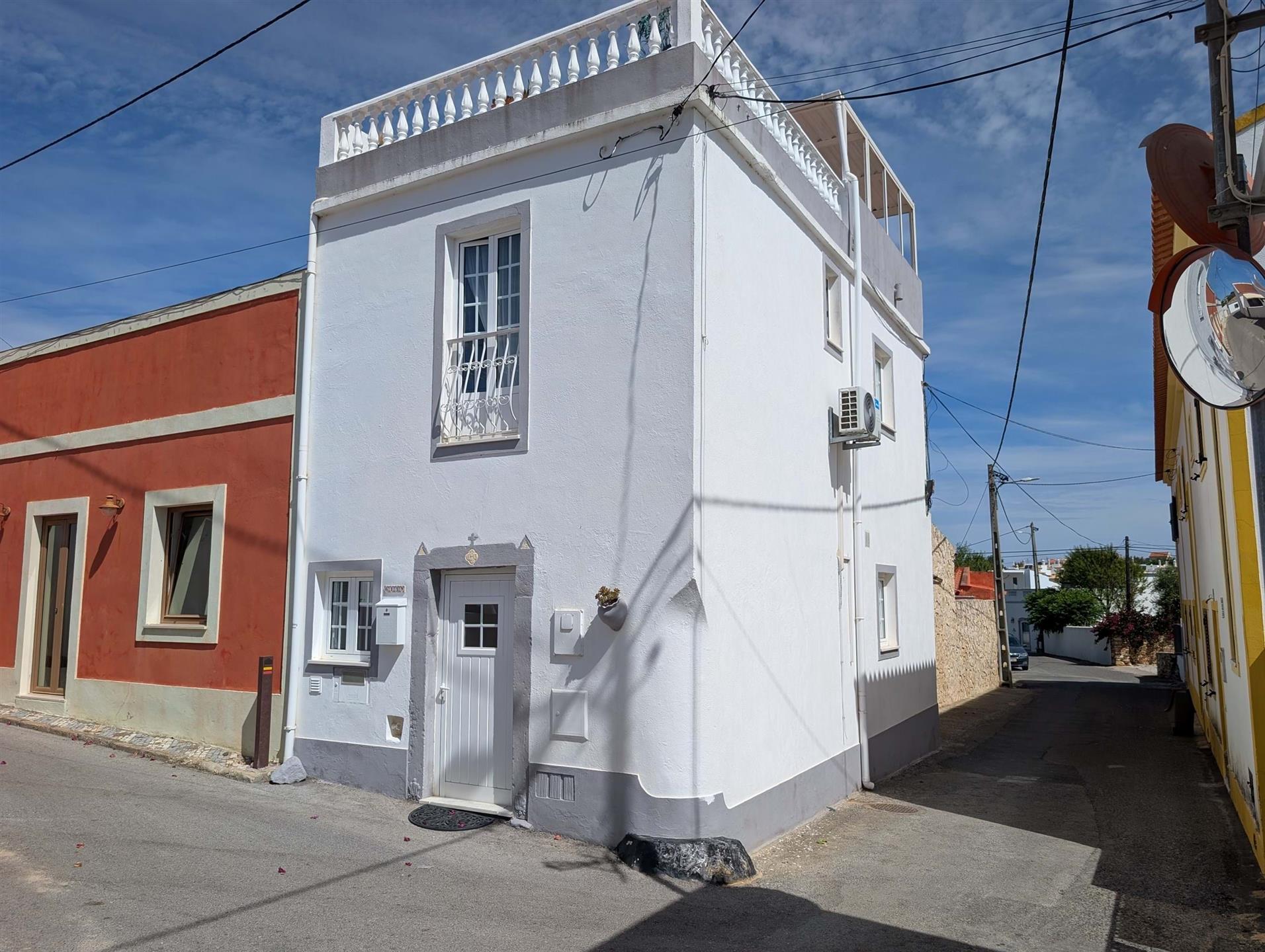 Maison de ville de deux chambres avec terrasse sur le toit