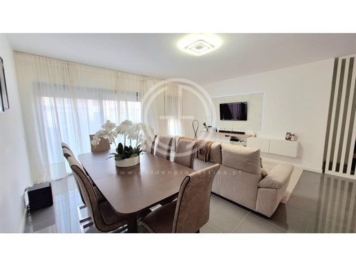 2 bedroom flat furnished and equipped in Almancil